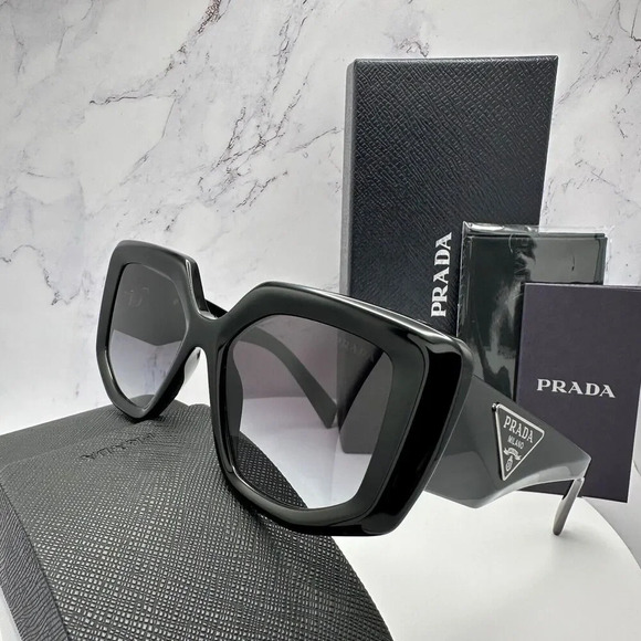 Prada Sunglasses Black Square Oversized Triangle Logo Italy Gradient Lens - Picture 4 of 16